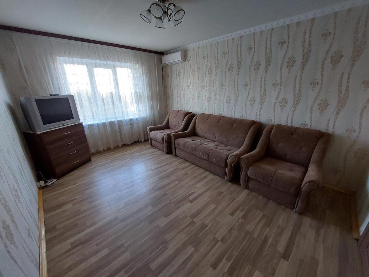 2К Апартаменты Ул.Ревуцкого 19/1 Kyiv Exterior photo