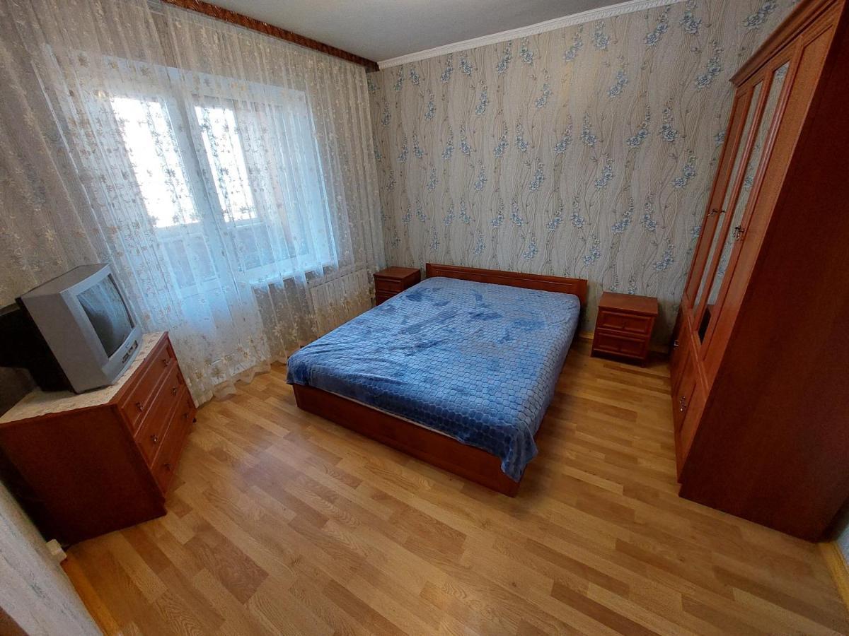 2К Апартаменты Ул.Ревуцкого 19/1 Kyiv Exterior photo