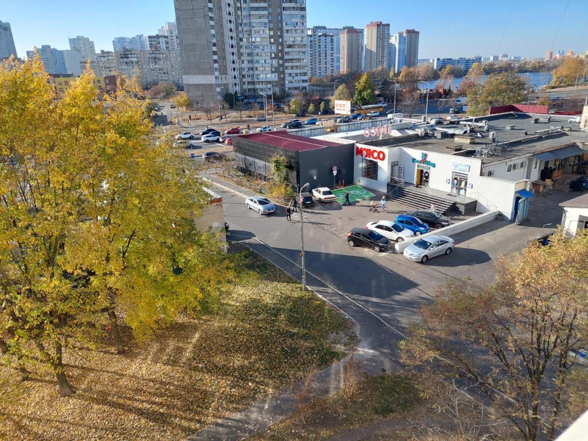 2К Апартаменты Ул.Ревуцкого 19/1 Kyiv Exterior photo